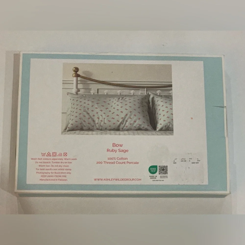 Cath Kidston London Bow Pillowcase Set - Ruby Sage, Percale cotton, 21"x28", NIB - Picture 4 of 10